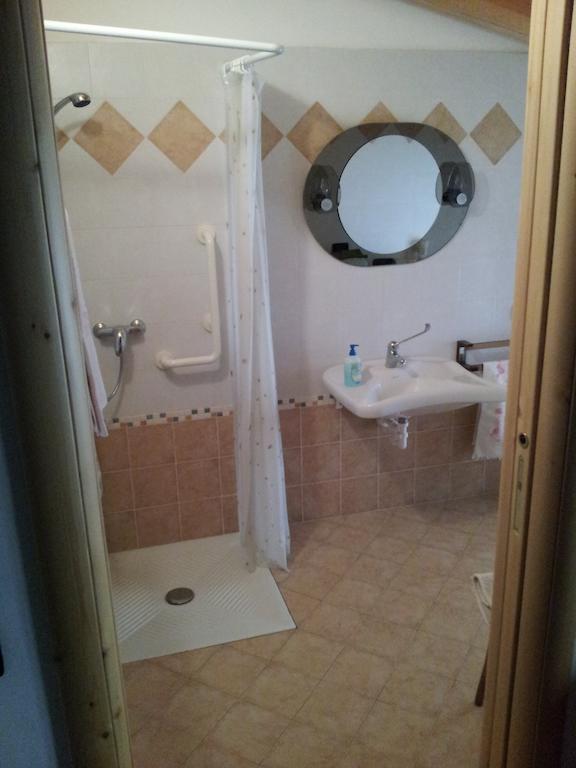 Bed and Breakfast La Cort Di Nonna Rosa Mori Zimmer foto