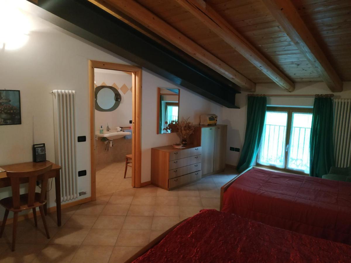 Bed and Breakfast La Cort Di Nonna Rosa Mori Exterior foto